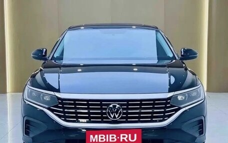 Volkswagen Passat B8 рестайлинг, 2023 год, 2 370 000 рублей, 2 фотография