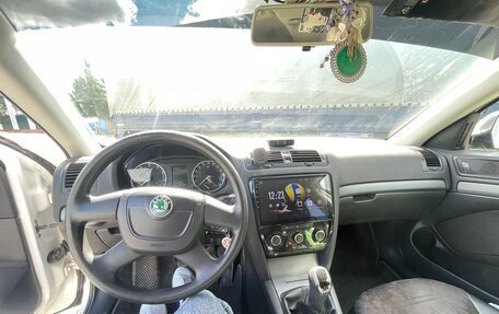 Skoda Octavia, 2012 год, 750 000 рублей, 8 фотография