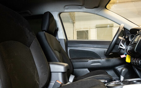 Mitsubishi ASX I рестайлинг, 2013 год, 900 000 рублей, 12 фотография