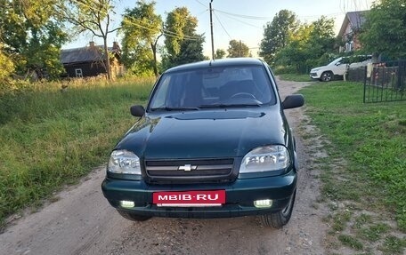 Chevrolet Niva I рестайлинг, 2005 год, 125 000 рублей, 4 фотография