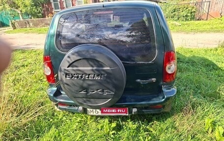 Chevrolet Niva I рестайлинг, 2005 год, 125 000 рублей, 8 фотография