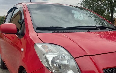 Toyota Yaris III рестайлинг, 2008 год, 730 000 рублей, 11 фотография