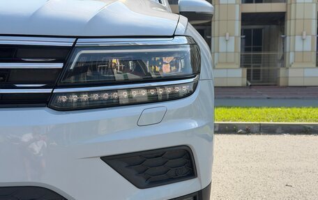 Volkswagen Tiguan II, 2018 год, 2 599 000 рублей, 23 фотография