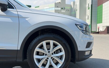 Volkswagen Tiguan II, 2018 год, 2 599 000 рублей, 27 фотография