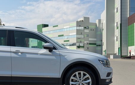 Volkswagen Tiguan II, 2018 год, 2 599 000 рублей, 28 фотография
