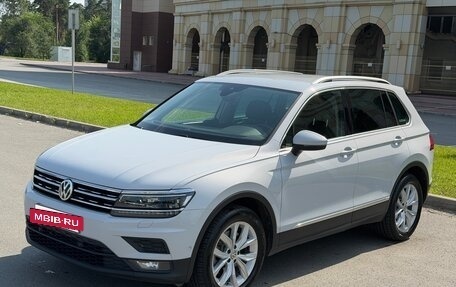 Volkswagen Tiguan II, 2018 год, 2 599 000 рублей, 33 фотография