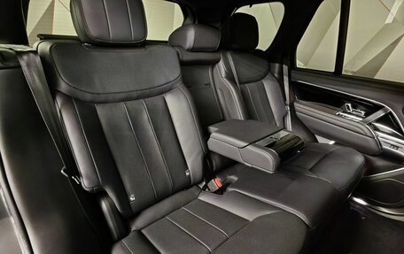 Land Rover Range Rover IV рестайлинг, 2024 год, 15 600 000 рублей, 16 фотография