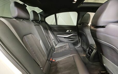 BMW 3 серия, 2022 год, 3 700 000 рублей, 14 фотография
