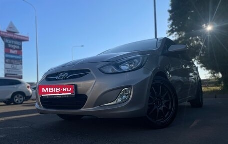 Hyundai Solaris II рестайлинг, 2012 год, 665 000 рублей, 6 фотография