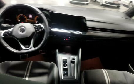 Volkswagen Golf VIII, 2022 год, 1 663 000 рублей, 8 фотография