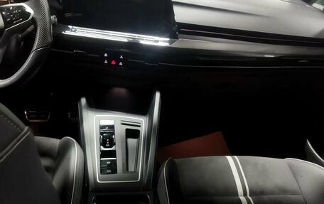 Volkswagen Golf VIII, 2022 год, 1 663 000 рублей, 9 фотография