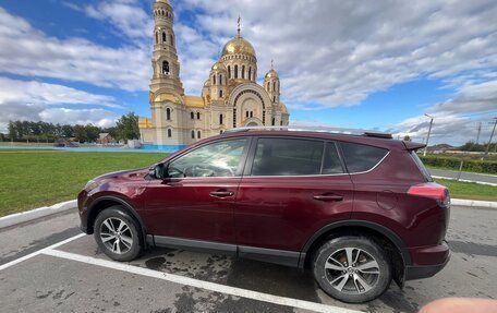 Toyota RAV4, 2016 год, 2 000 000 рублей, 10 фотография