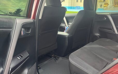 Toyota RAV4, 2016 год, 2 000 000 рублей, 12 фотография