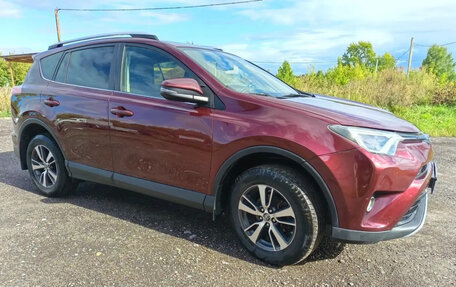 Toyota RAV4, 2016 год, 2 000 000 рублей, 4 фотография