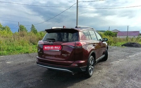 Toyota RAV4, 2016 год, 2 000 000 рублей, 5 фотография