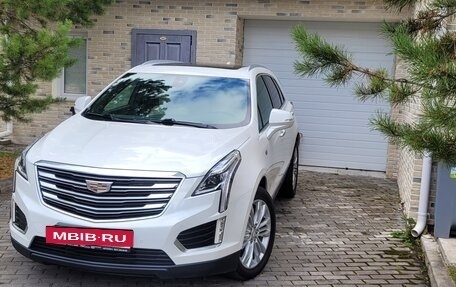 Cadillac XT5 I рестайлинг, 2016 год, 2 750 000 рублей, 2 фотография