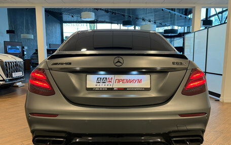 Mercedes-Benz E-Класс AMG, 2019 год, 6 390 000 рублей, 5 фотография