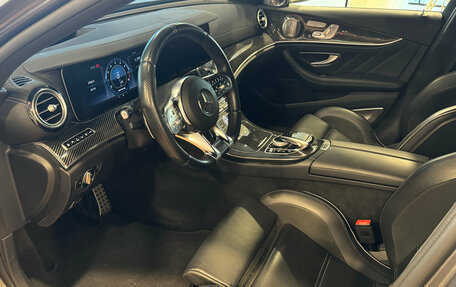 Mercedes-Benz E-Класс AMG, 2019 год, 6 390 000 рублей, 12 фотография