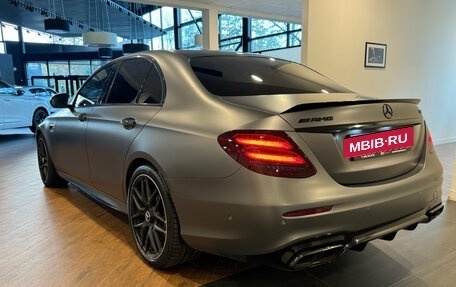 Mercedes-Benz E-Класс AMG, 2019 год, 6 390 000 рублей, 6 фотография