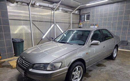 Toyota Camry, 1999 год, 1 100 000 рублей, 8 фотография