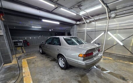 Toyota Camry, 1999 год, 1 100 000 рублей, 16 фотография
