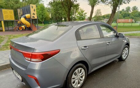KIA Rio IV, 2017 год, 995 000 рублей, 2 фотография