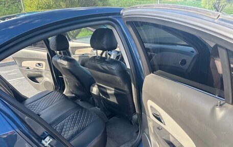 Chevrolet Cruze II, 2009 год, 650 000 рублей, 13 фотография