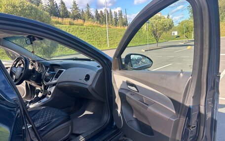 Chevrolet Cruze II, 2009 год, 650 000 рублей, 12 фотография