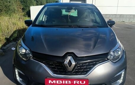 Renault Kaptur I рестайлинг, 2017 год, 1 780 000 рублей, 2 фотография