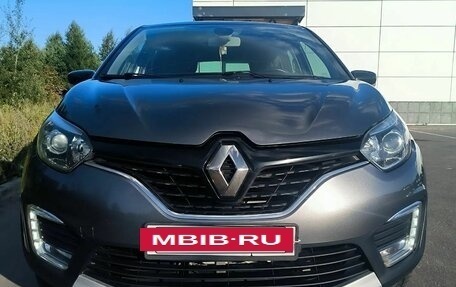 Renault Kaptur I рестайлинг, 2017 год, 1 780 000 рублей, 9 фотография