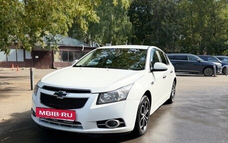 Chevrolet Cruze II, 2012 год, 600 000 рублей, 4 фотография