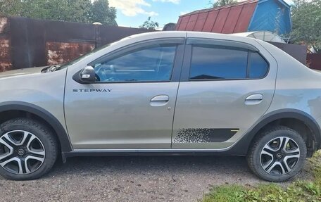 Renault Logan II, 2021 год, 1 339 000 рублей, 5 фотография