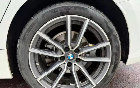 BMW 3 серия, 2023 год, 2 742 000 рублей, 13 фотография