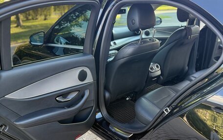 Mercedes-Benz E-Класс, 2020 год, 2 900 000 рублей, 13 фотография