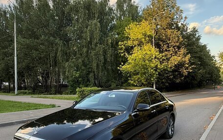 Mercedes-Benz E-Класс, 2020 год, 2 900 000 рублей, 28 фотография