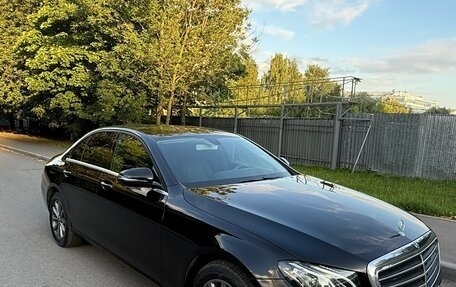 Mercedes-Benz E-Класс, 2020 год, 2 900 000 рублей, 29 фотография