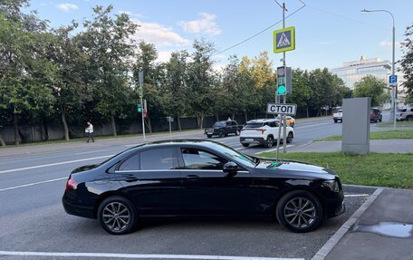 Mercedes-Benz E-Класс, 2020 год, 2 900 000 рублей, 31 фотография