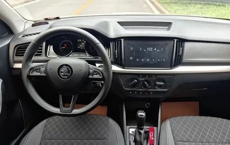 Skoda Kamiq I, 2024 год, 1 900 000 рублей, 11 фотография