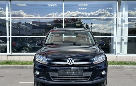 Volkswagen Tiguan I, 2011 год, 900 000 рублей, 2 фотография