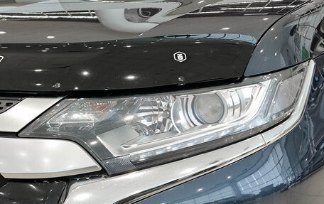 Mitsubishi Outlander III рестайлинг 3, 2020 год, 1 990 000 рублей, 17 фотография
