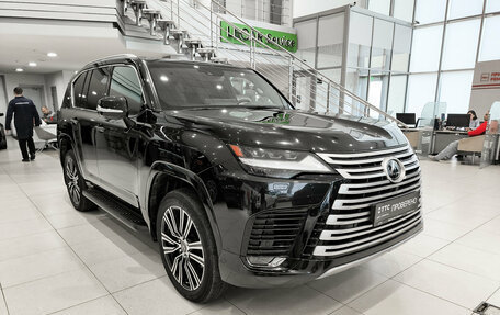 Lexus LX, 2023 год, 14 300 000 рублей, 3 фотография