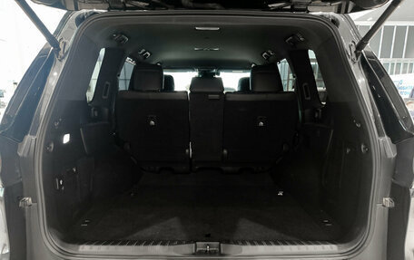 Lexus LX, 2023 год, 14 300 000 рублей, 12 фотография