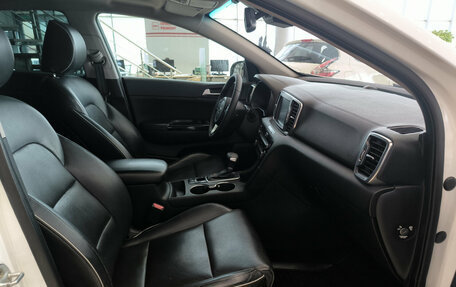 KIA Sportage IV рестайлинг, 2016 год, 2 090 000 рублей, 11 фотография