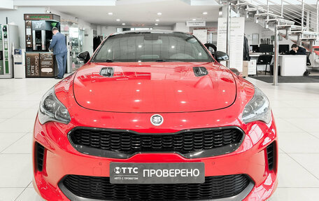 KIA Stinger I, 2018 год, 2 250 000 рублей, 2 фотография