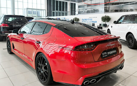 KIA Stinger I, 2018 год, 2 250 000 рублей, 7 фотография