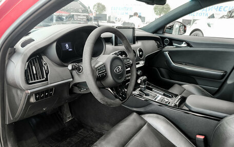 KIA Stinger I, 2018 год, 2 250 000 рублей, 16 фотография