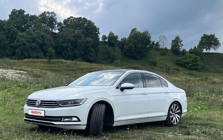 Volkswagen Passat B8 рестайлинг, 2017 год, 1 585 000 рублей, 3 фотография