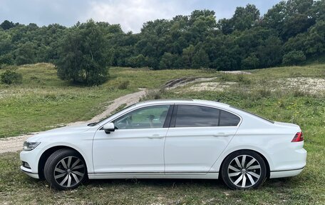 Volkswagen Passat B8 рестайлинг, 2017 год, 1 585 000 рублей, 4 фотография