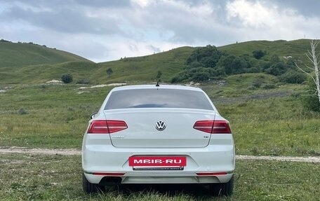 Volkswagen Passat B8 рестайлинг, 2017 год, 1 585 000 рублей, 7 фотография