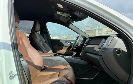 Volvo XC60 II, 2020 год, 4 250 000 рублей, 24 фотография
